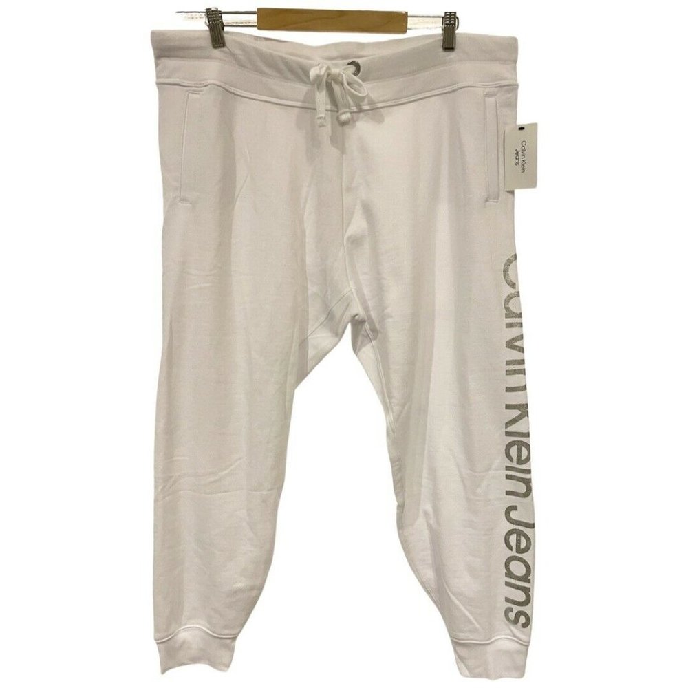 NWT $69 Calvin Klein Jeans Logo Sweatpant Joggers White/Silver Sz 2x